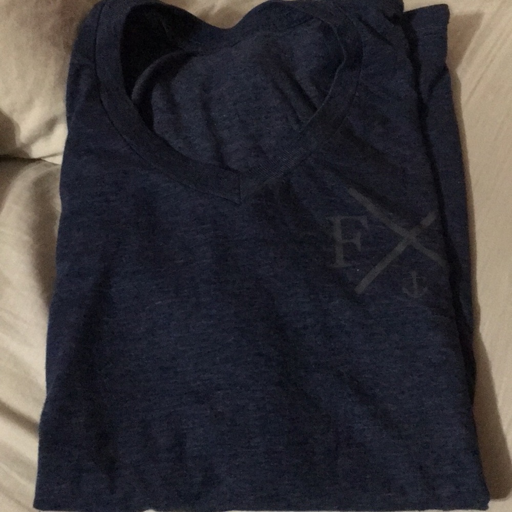 Flag Nor Fail v-neck tee